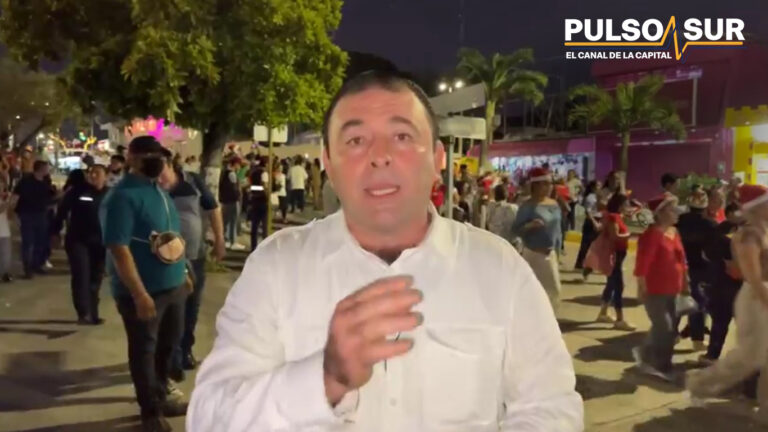 La Columna Desde La Verbena Popular Navideña En Chetumal