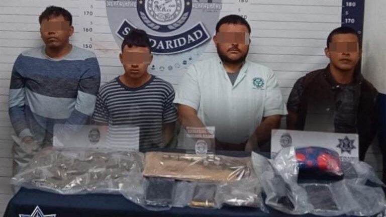 Detienen A Taxista Y Otros Tres Con Arma Y Drogas En Playa Del Carmen