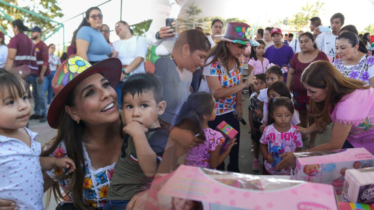 Mara Lezama Llevan Felicidad Y Juguetes A Niños De La Zona Cañera