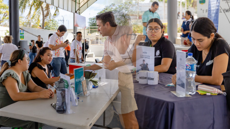 Empresas Subastan Vacantes En La Primera Feria Del Empleo En Tulum