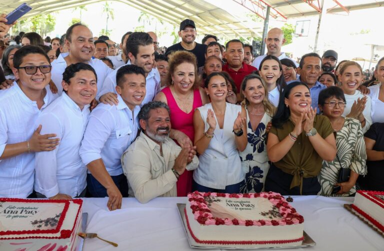 Reúne Ana Paty Peralta a más de 4 mil 500 personas en celebración de cumpleaños