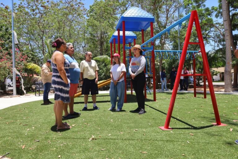 ¡Nuevo pulmón de convivencia en Marsella! Yensunni Martínez supervisa moderno parque que transformará la vida familiar en Othón P. Blanco
