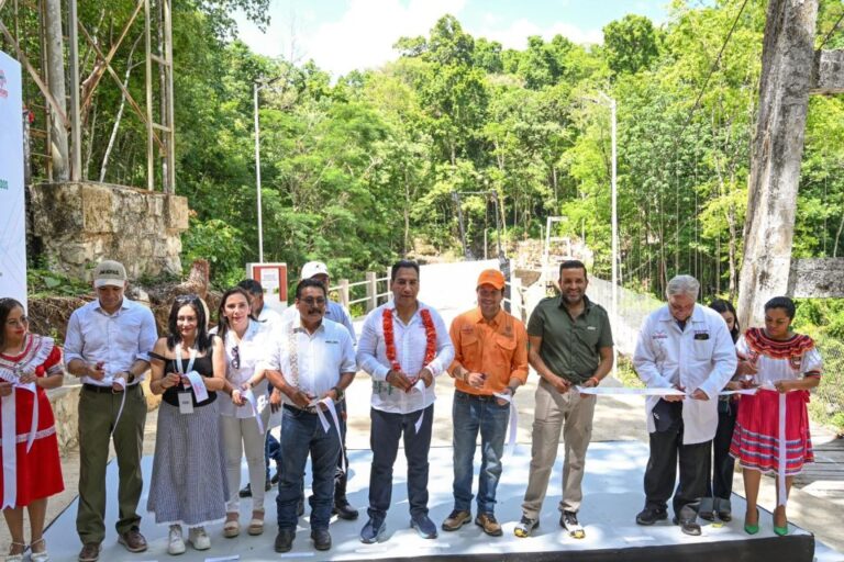 Eduardo Ramírez lleva infraestructura médica y vial a comunidades de Las Margaritas y Maravilla Tenejapa