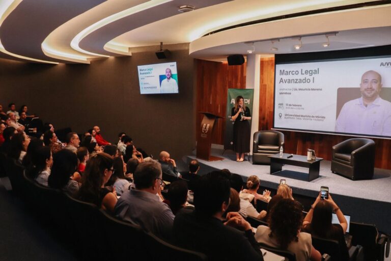 Expiden primeras licencias inmobiliarias en Yucatán para fortalecer la certeza jurídica