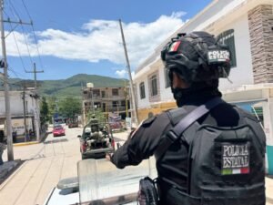 Policía Estatal, en coordinación con el Ejército Mexicano, mantiene presencia operativa