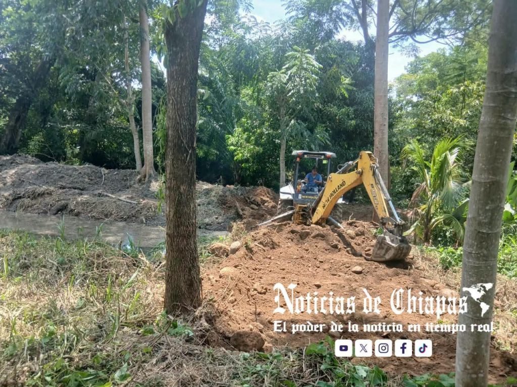 Pobladores y autoridades buscan soluciones para evitar contaminación ambiental por descargas de aguas negras al río Doña María en Acacoyagua