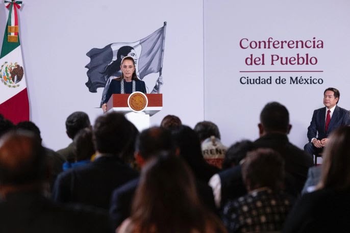 A PARTIR DEL 3 DE NOVIEMBRE ENTRA EN VIGOR REGULACIÓN DEL USO DE CELULARES EN ESCUELAS: PRESIDENTA CLAUDIA SHEINBAUM